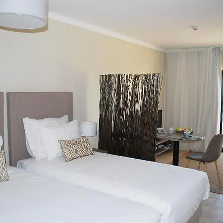 Pestana Golfe - Al 4* קארבואירו